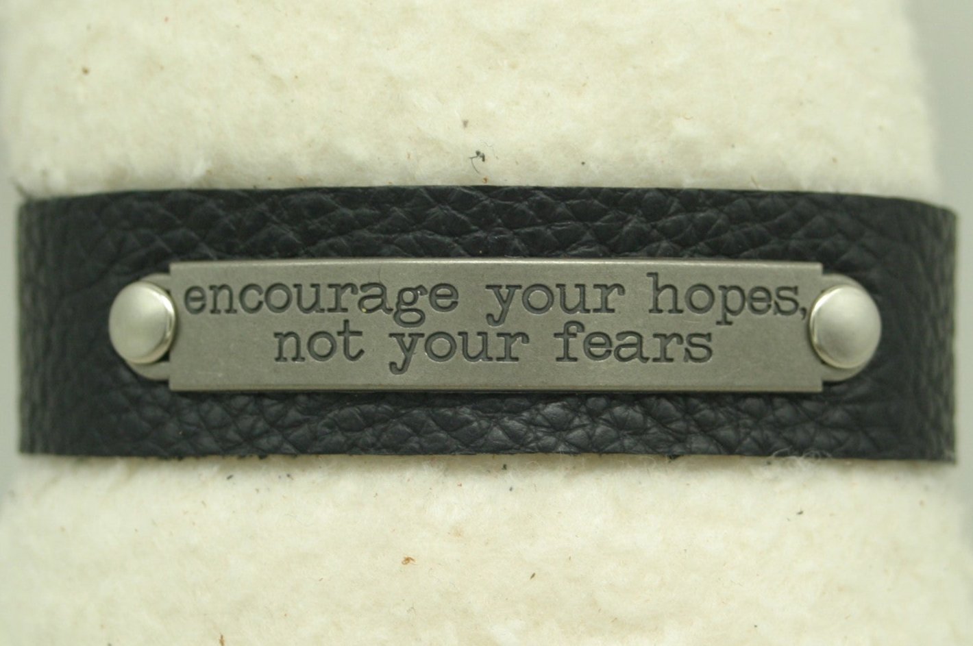Motivational Bracelet - Encourage Your Hopes