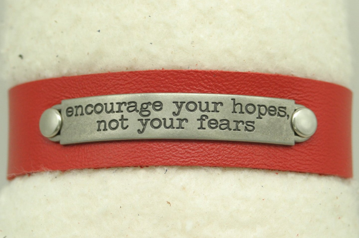 Motivational Bracelet - Encourage Your Hopes
