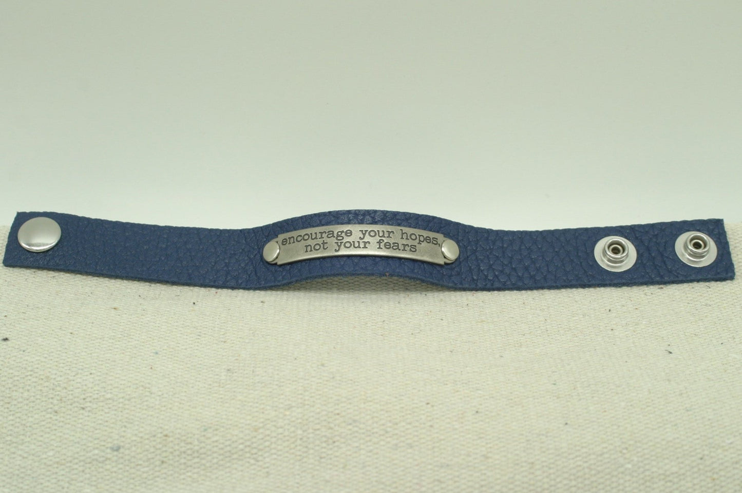 Motivational Bracelet - Encourage Your Hopes