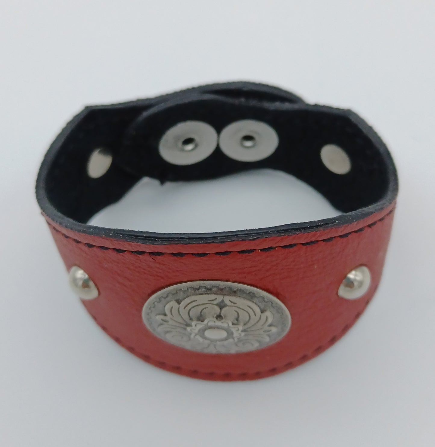 Scalloped Leather Cuff in Red - 006