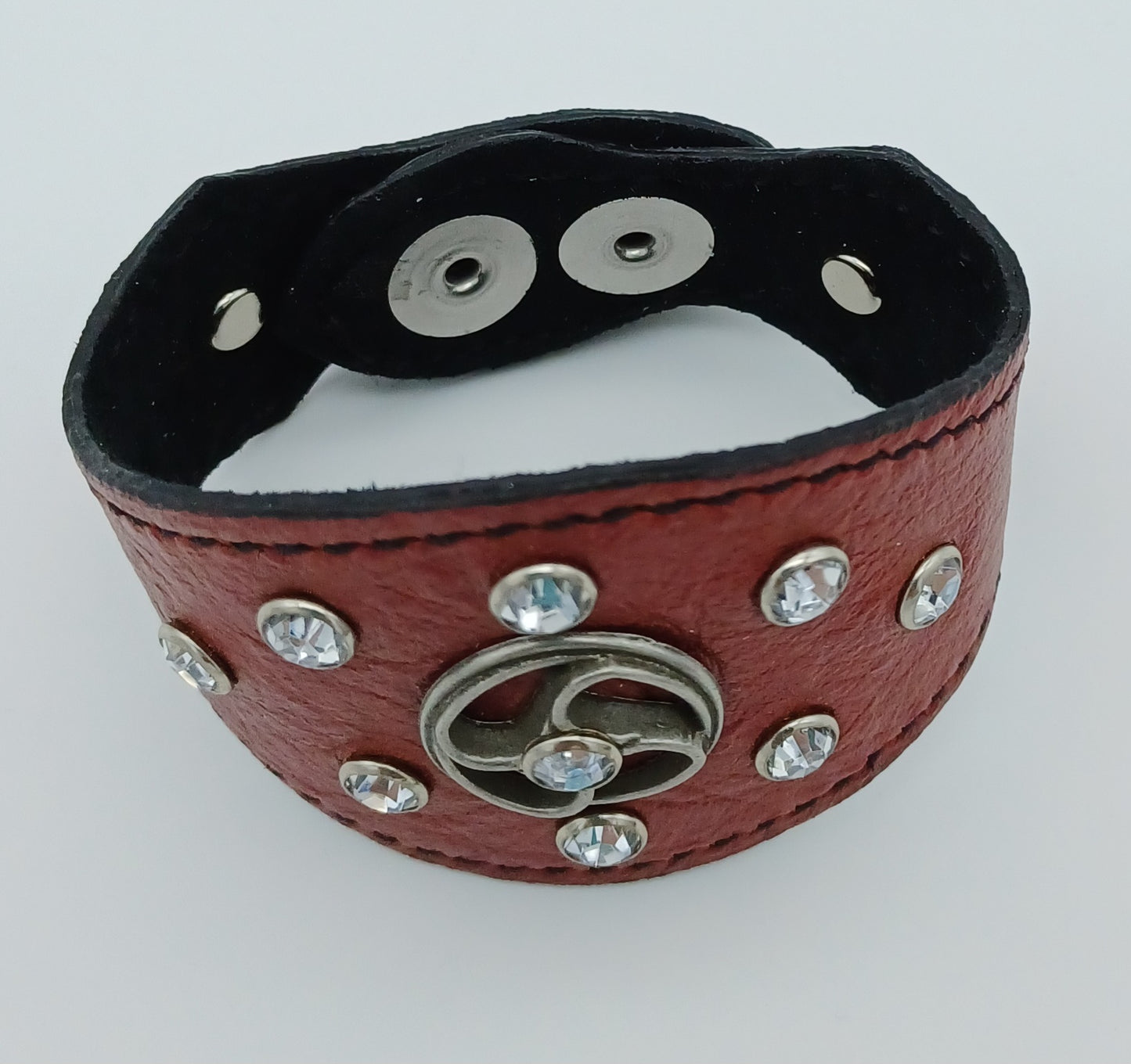 Scalloped Leather Cuff in Red - 001