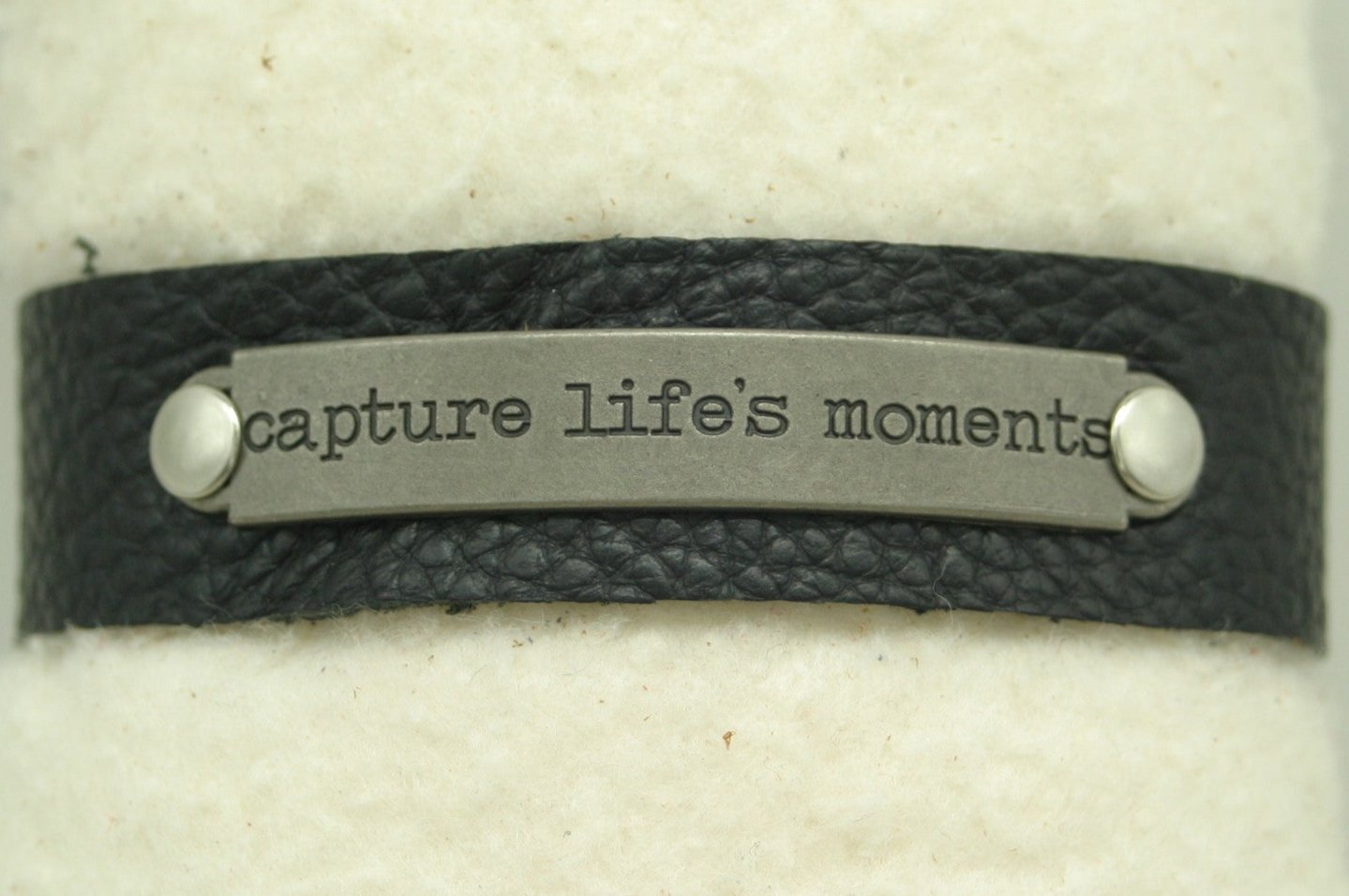 Motivational Bracelet - Capture Life's Moments