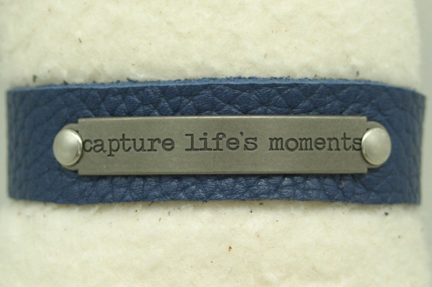 Motivational Bracelet - Capture Life's Moments