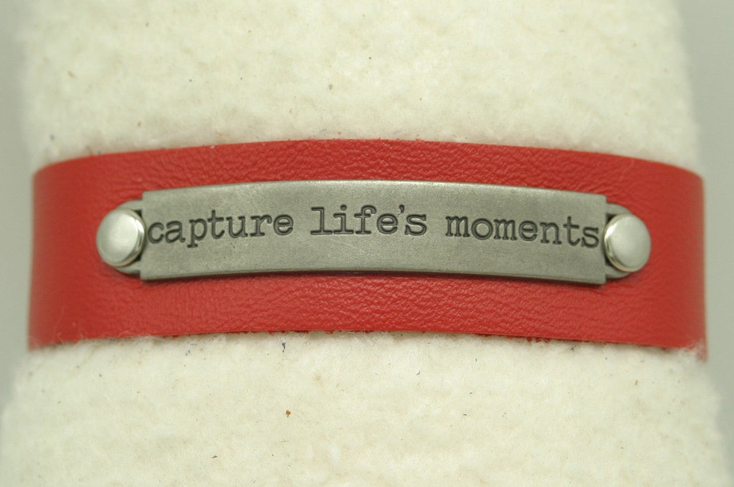 Motivational Bracelet - Capture Life's Moments