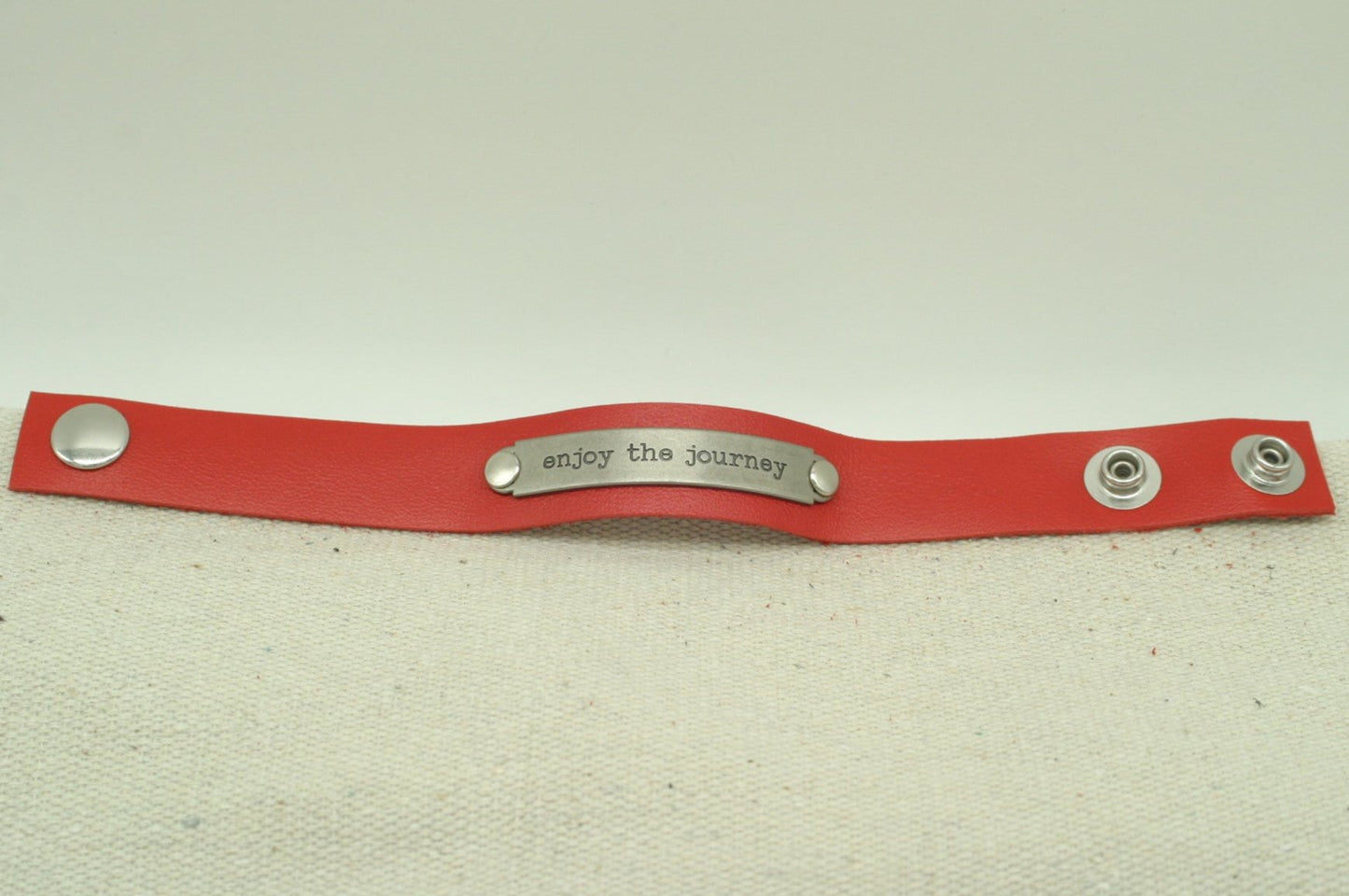 Motivational Bracelet - Enjoy The Journey