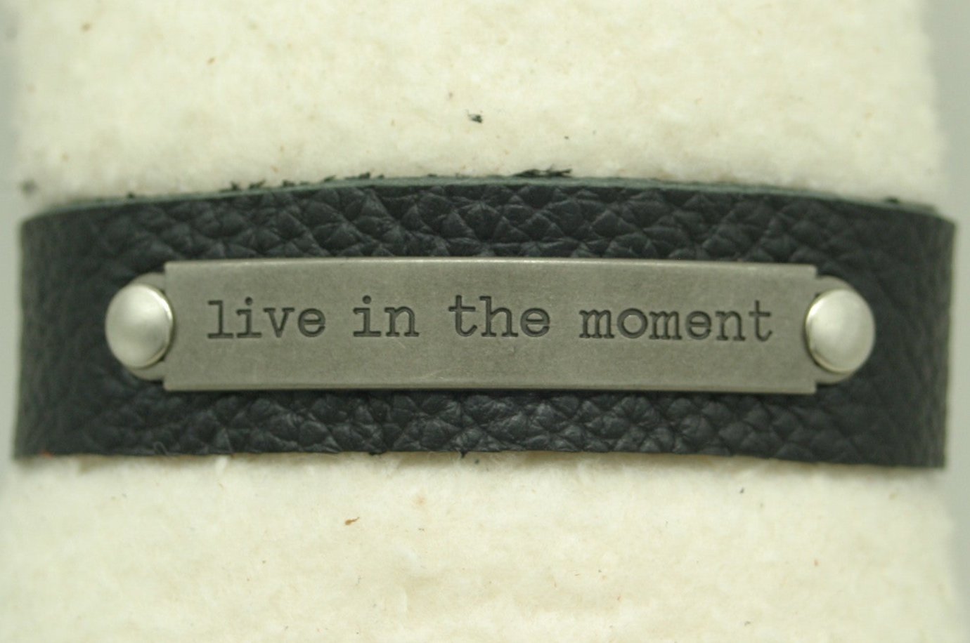Motivational Bracelet - Live In The Moment