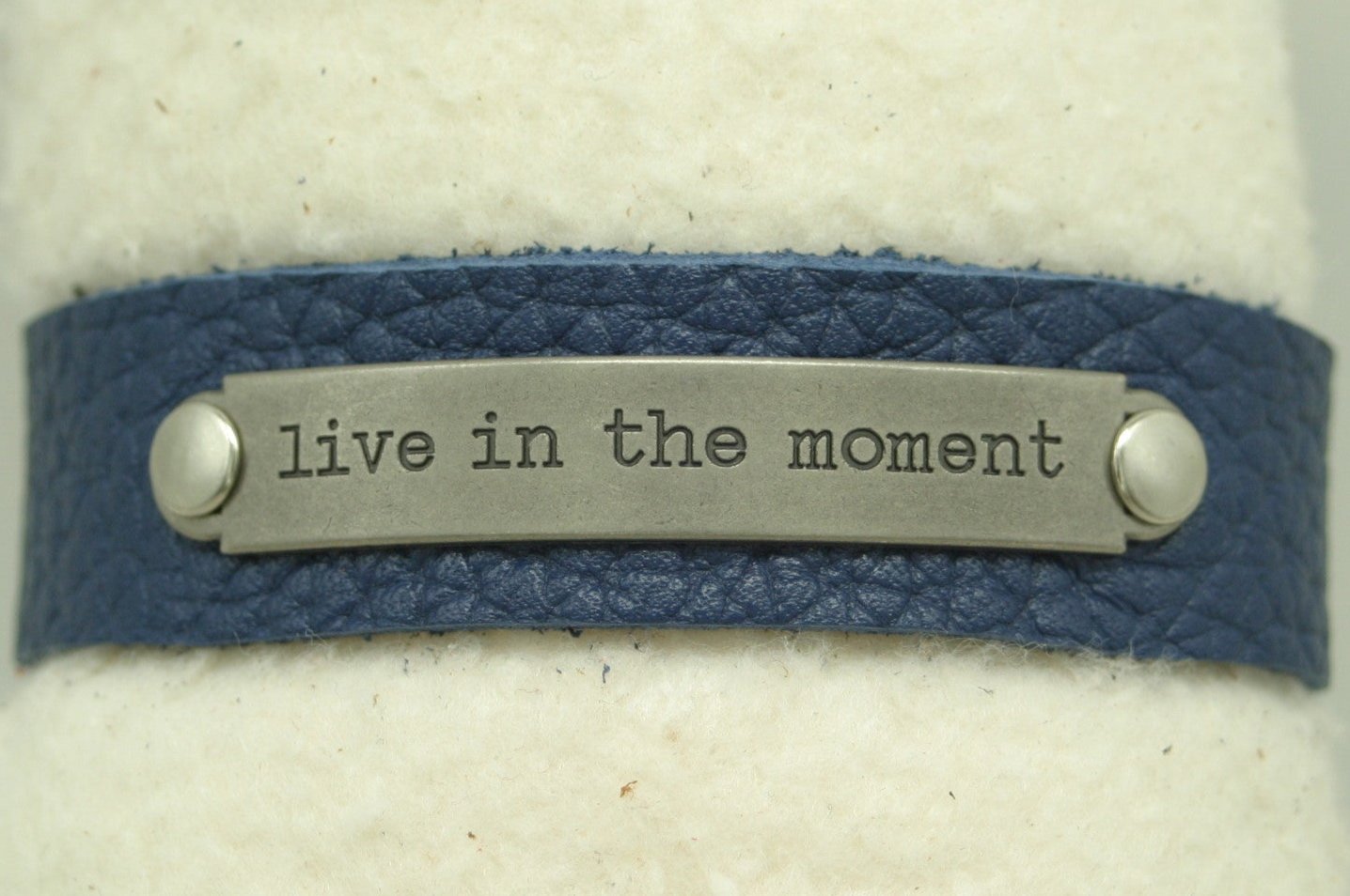 Motivational Bracelet - Live In The Moment