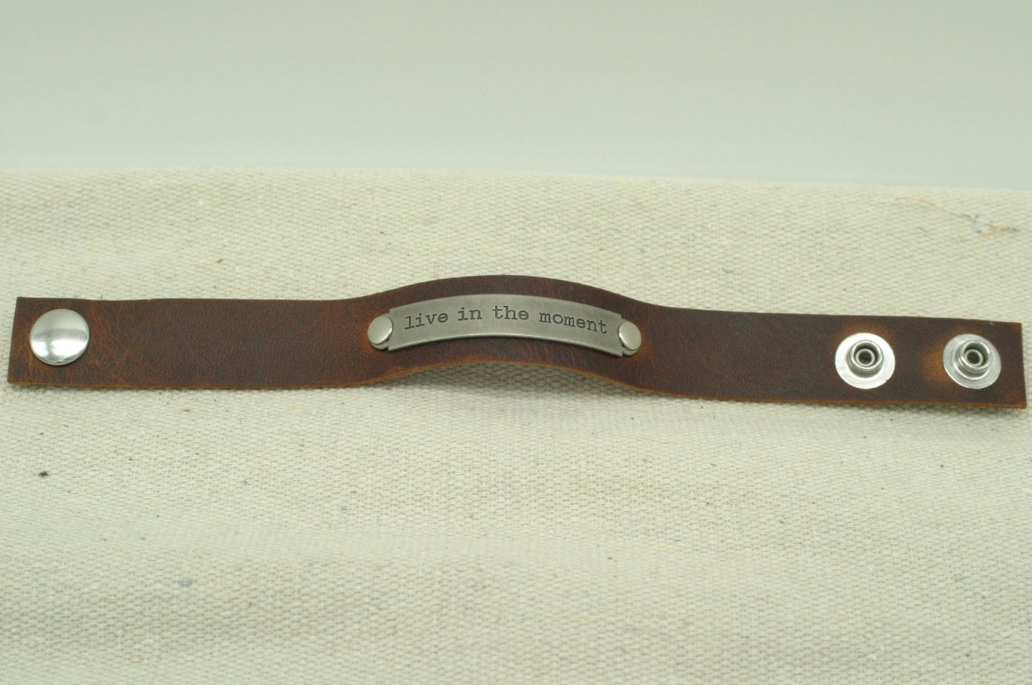 Motivational Bracelet - Live In The Moment