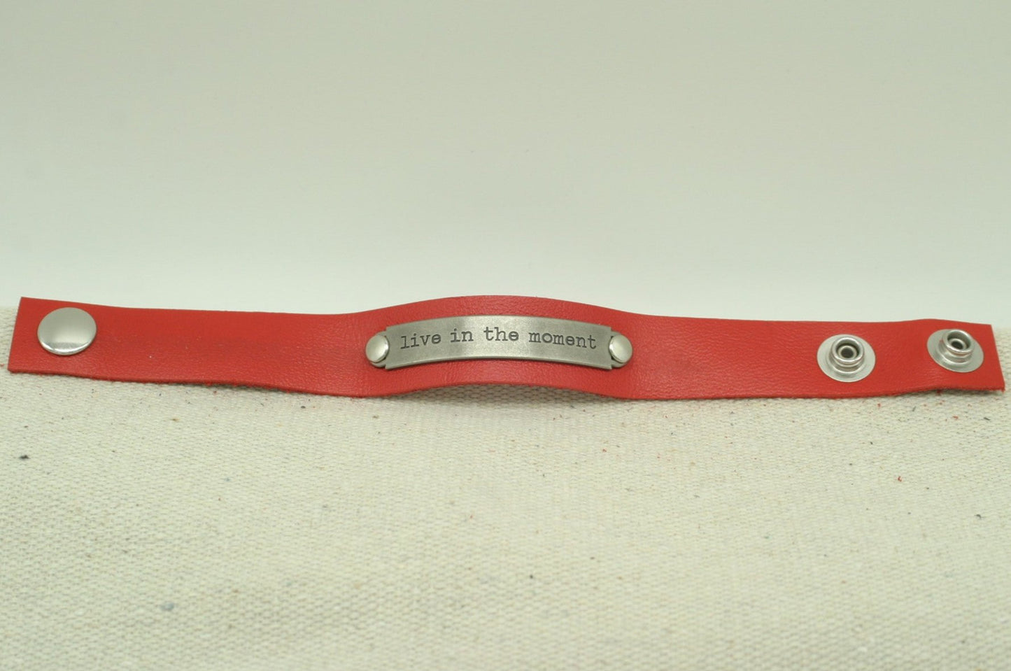 Motivational Bracelet - Live In The Moment